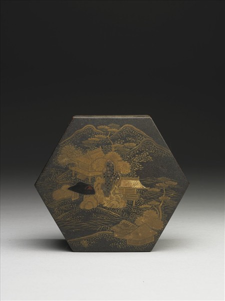 山水六角形蒔繪盒