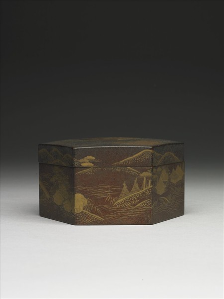 山水六角形蒔繪盒