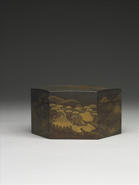 山水六角形蒔繪盒