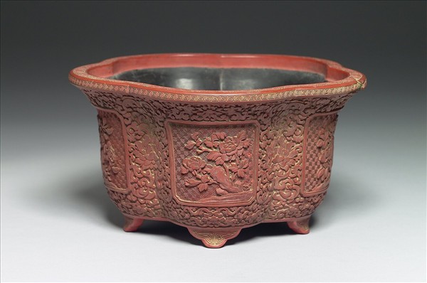 剔紅花卉五瓣式花盆