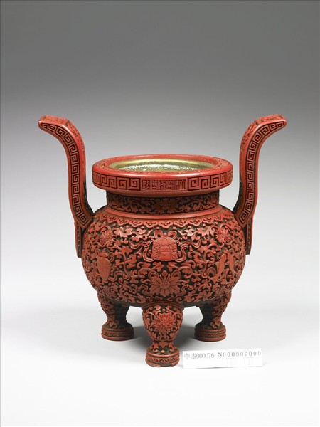 剔紅八寶番蓮紋爐
