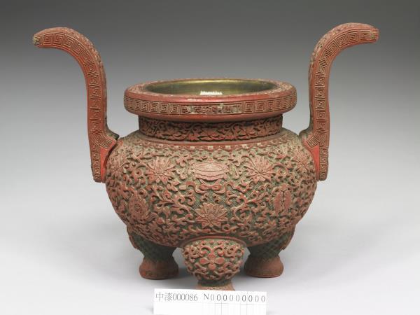 剔紅八寶番蓮紋爐