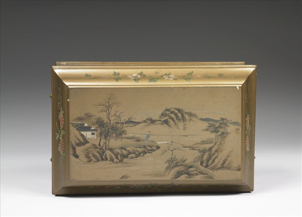 金漆彩繪山水人物長方盒