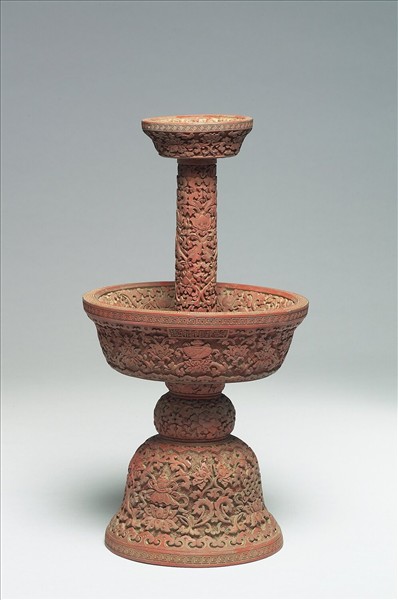 剔紅八寶番蓮紋燭台（五供）