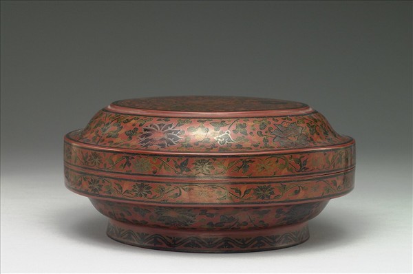 填漆番蓮紋圓盒