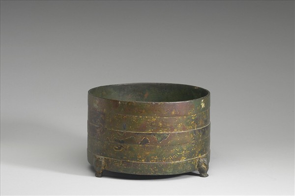 鎏金帶紋樽