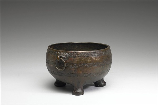 交龍紋鬲