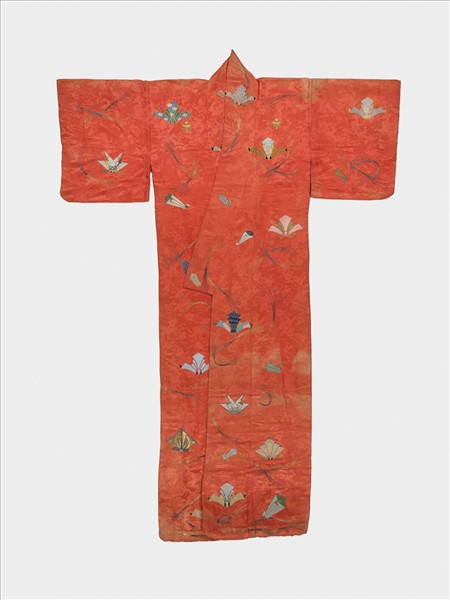 日本 紅地紙鶴紋刺繡外袍（打掛）