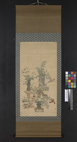 清乾隆緙絲博古花卉集錦　軸