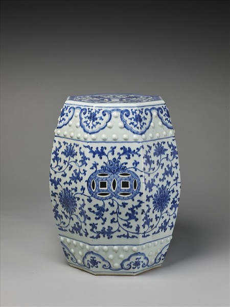 青花番蓮紋八方墩