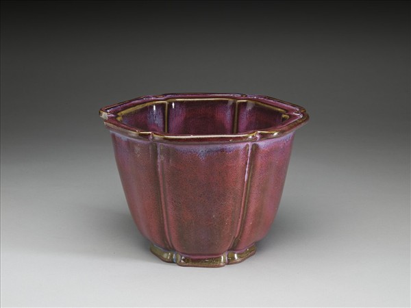 鈞窯 紫紅釉葵花式花盆