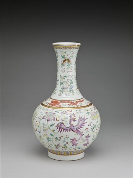 粉彩八寶龍鳳紋撇口瓶