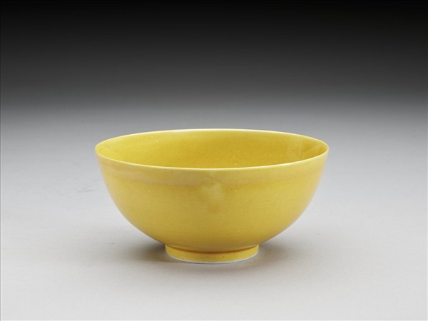 黃釉碗