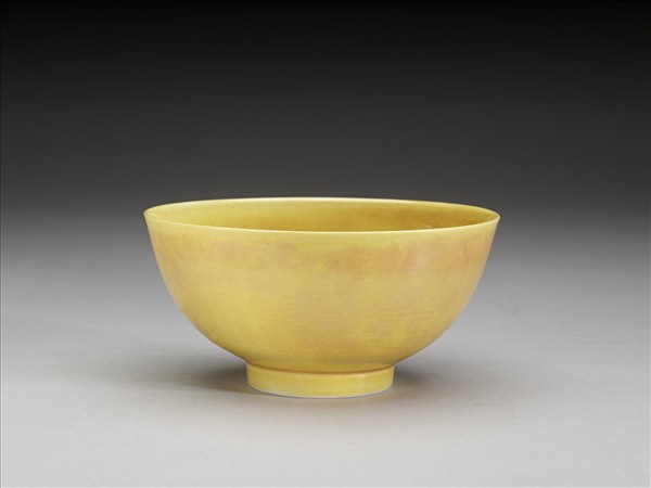 黃釉碗