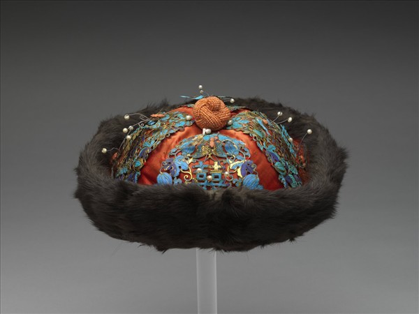 點翠嵌珠囍字貂皮帽