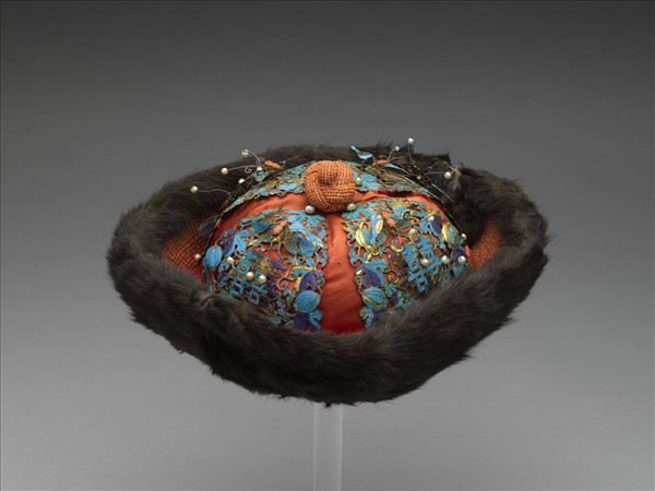 點翠嵌珠囍字貂皮帽