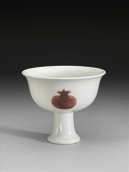 釉裡紅三果紋高足碗