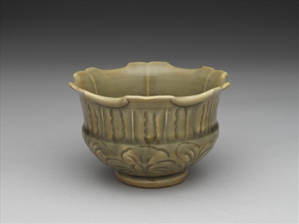 耀州窯 刻花牡丹碗