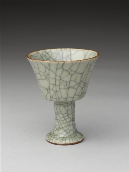 哥釉高足杯