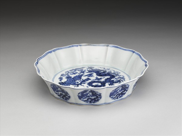 青花龍鳳紋葵式洗