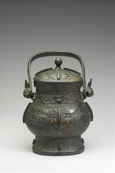 嵌金銀獸面紋卣