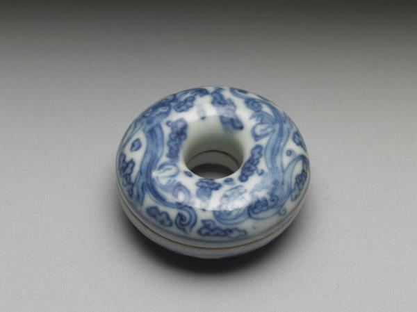 青花雲龍環形瓷盒