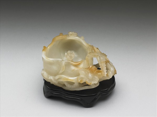 玉鏤花蟠螭水盛