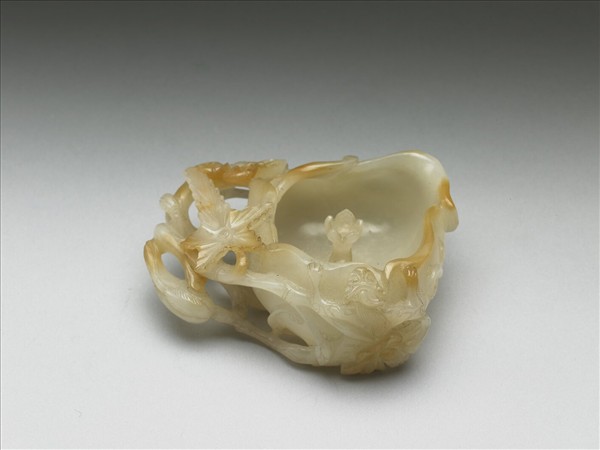 玉鏤花蟠螭水盛