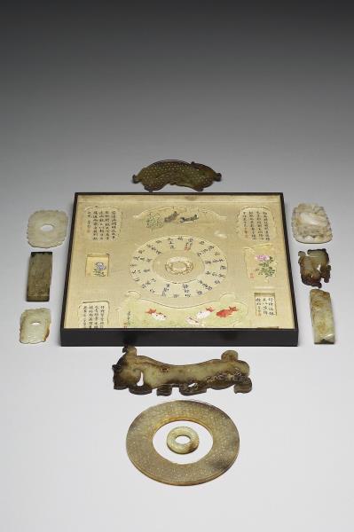 紫檀雕蟠龍方盒百什件