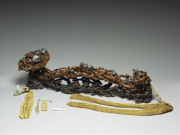 木根鑲珠寶如意