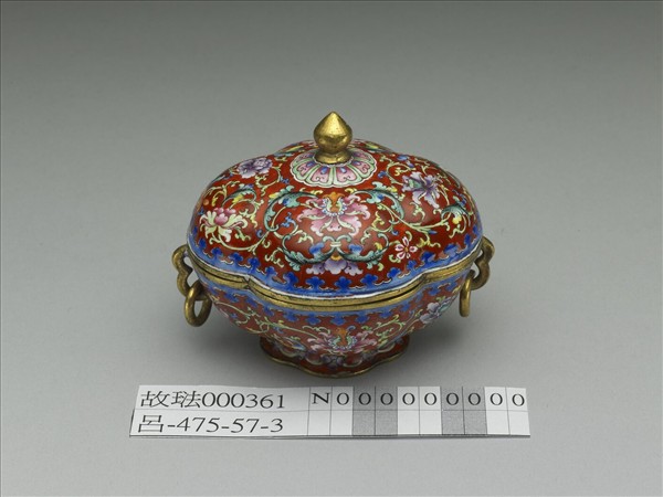 銅胎畫琺瑯海棠式盒