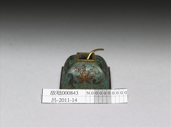 掐絲琺瑯方水盛