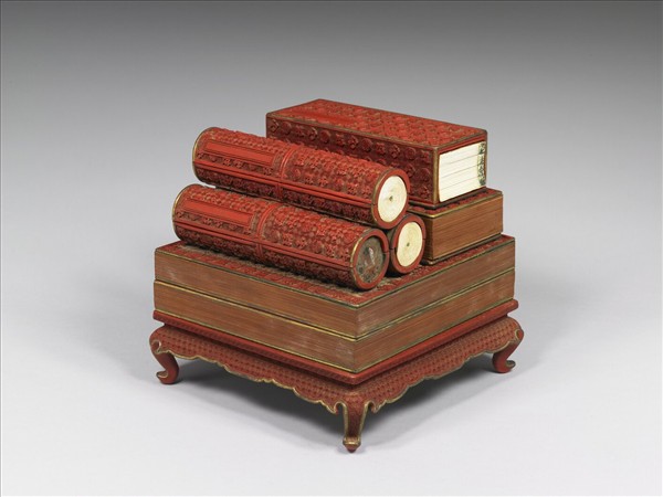 剔紅卷書式三層套盒