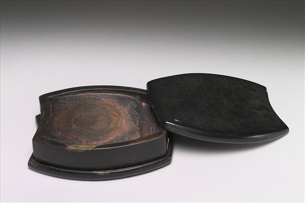 漆沙硯