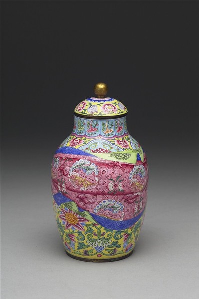 銅胎畫琺瑯包袱式罐