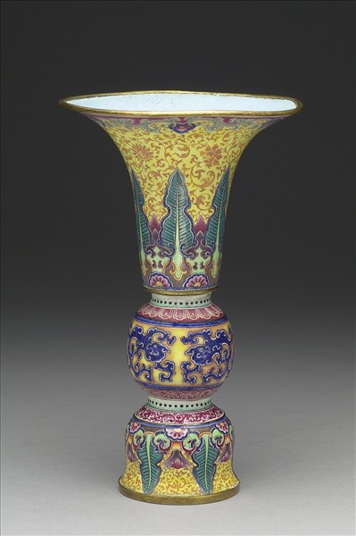 銅胎畫琺瑯蕉葉花觚