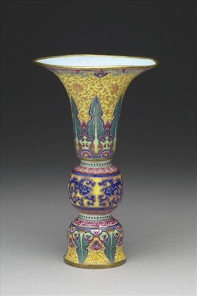 銅胎畫琺瑯蕉葉花觚