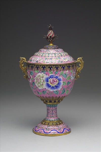 銅胎畫琺瑯花卉高足蓋杯