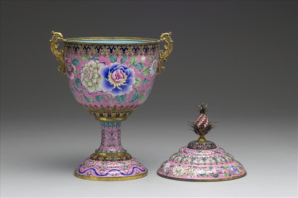 銅胎畫琺瑯花卉高足蓋杯