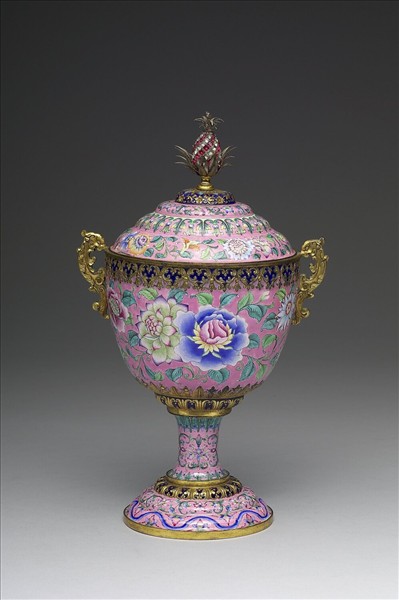 銅胎畫琺瑯花卉高足蓋杯