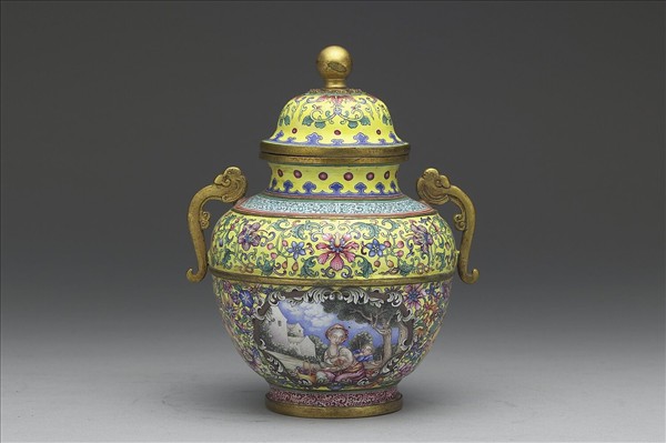 銅胎畫琺瑯西洋人物圖蓋罐