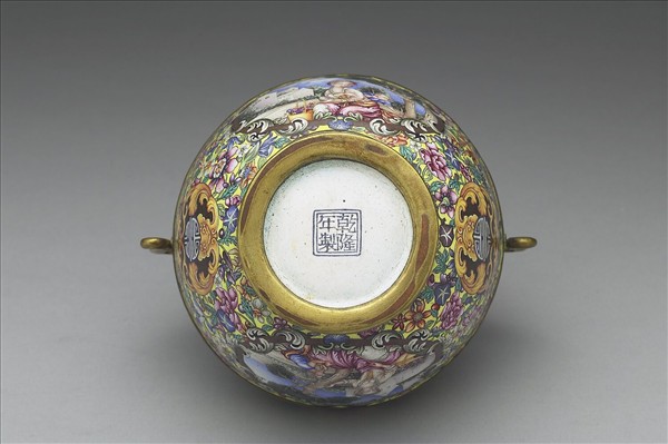 銅胎畫琺瑯西洋人物圖蓋罐