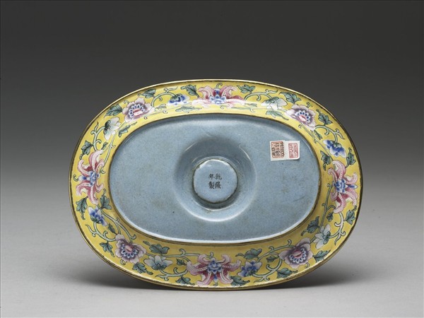 銅胎畫琺瑯盤