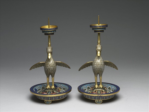 掐絲琺瑯海晏河清燭台