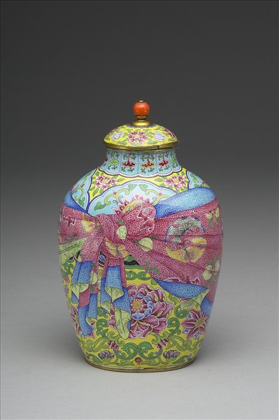 銅胎畫琺瑯包袱紋蓋罐