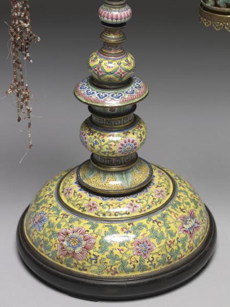 銅胎畫琺瑯桃干花藍龍掛香筒