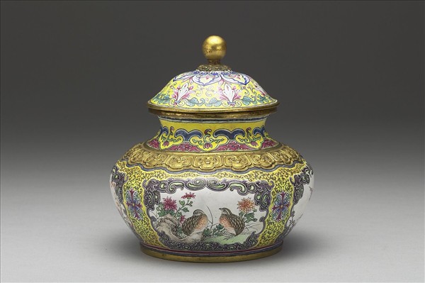 銅胎畫琺瑯花鳥圖蓋罐