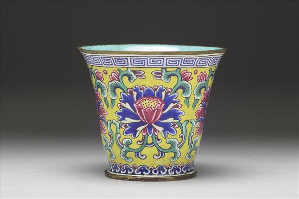 銅胎畫琺瑯杯