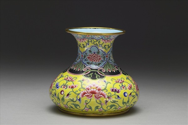 銅胎畫琺瑯石榴式瓶