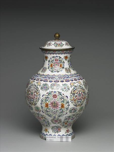 銅胎畫琺瑯團花紋蓋罐